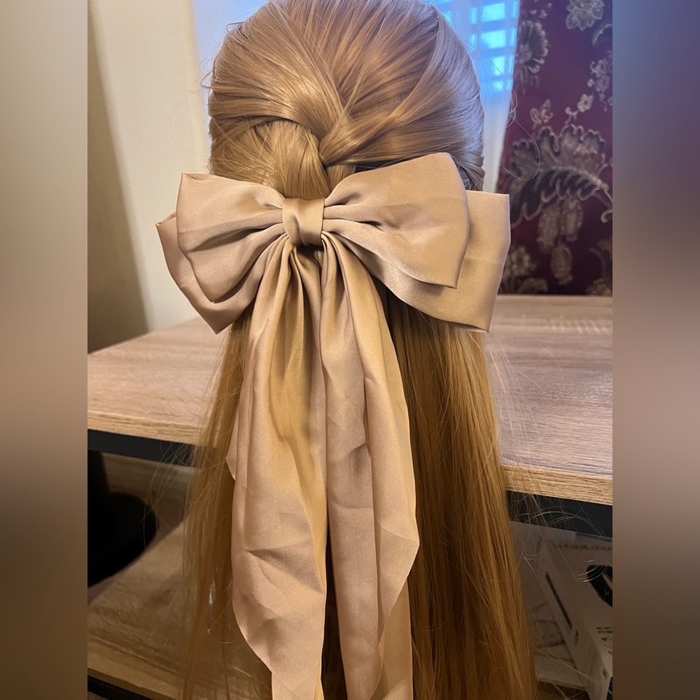 Hair bow 🥰🌸❤️